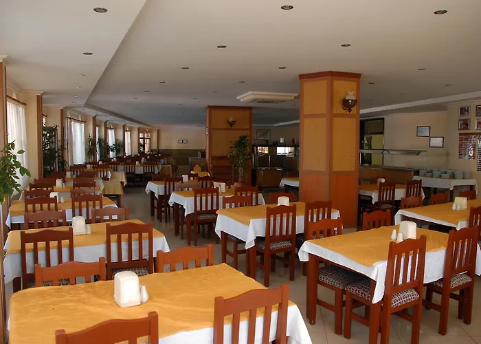 מלון Doris Aytur 3*