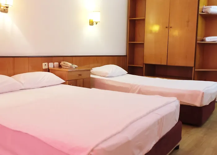 Doris Aytur Mahmutlar