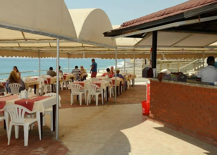 מלון Doris Aytur 3*